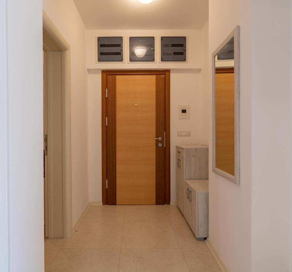 Apartment H704 บุดวา ภายนอก รูปภาพ