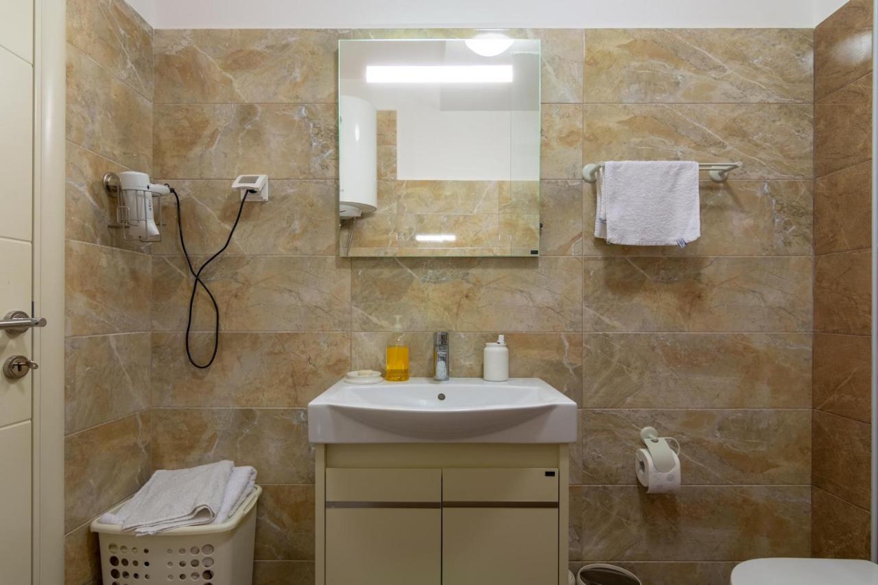 Apartment H704 บุดวา ภายนอก รูปภาพ